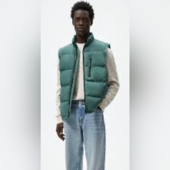 ZARA Men’s Green Puffer Vest - Picture 1 of 4